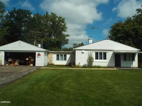 116 E Hyde St, Warren, IL 61087 photo 20