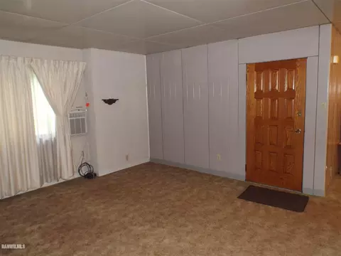 116 E Hyde St, Warren, IL 61087 photo 6