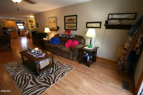114 E 2nd St, Chadwick, IL 61014 photo 9