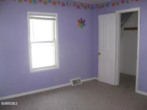 1483 S Float Ave, Freeport, IL 61032 photo 8