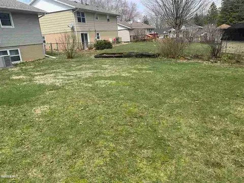 687 Shimer Dr, Freeport, IL 61032 photo 25