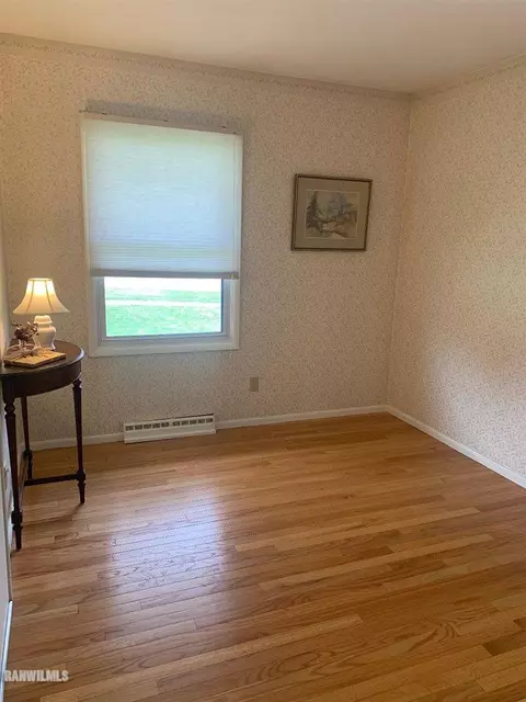 687 Shimer Dr, Freeport, IL 61032 photo 14
