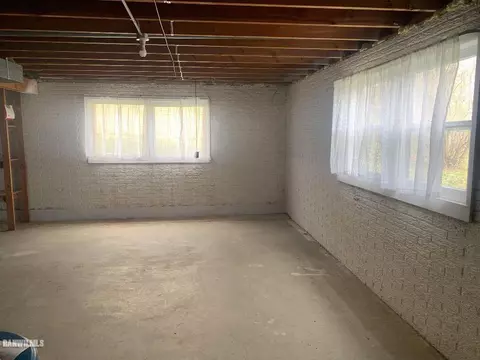 687 Shimer Dr, Freeport, IL 61032 photo 20