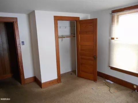 1027 S Float Ave, Freeport, IL 61032 photo 6