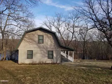 6 A8 Hampton, Apple River, IL 61001 photo 4