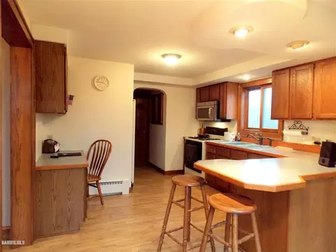 113 Calvert Ave, Chadwick, IL 61014 photo 13