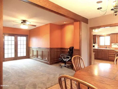 113 Calvert Ave, Chadwick, IL 61014 photo 9