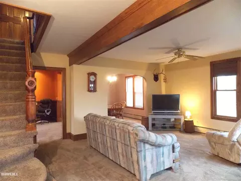 113 Calvert Ave, Chadwick, IL 61014 photo 7