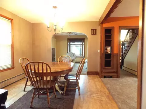 113 Calvert Ave, Chadwick, IL 61014 photo 10