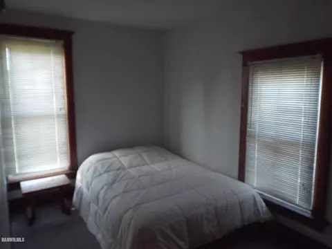701 W Washington, Warren, IL 61087 photo 9