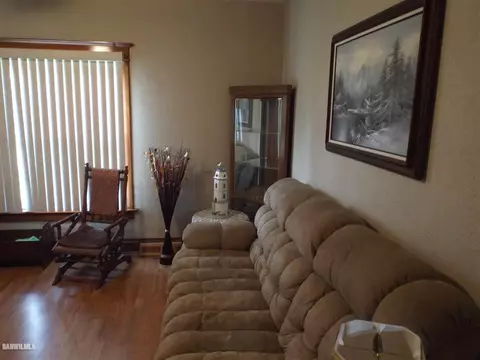 701 W Washington, Warren, IL 61087 photo 5