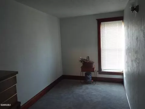 701 W Washington, Warren, IL 61087 photo 11