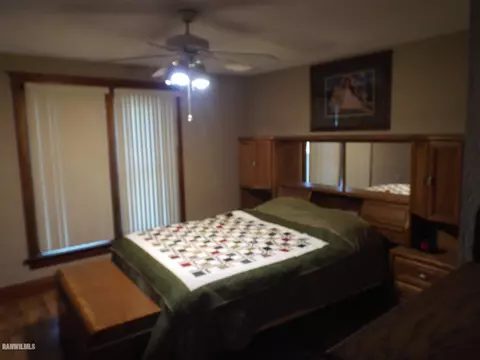 701 W Washington, Warren, IL 61087 photo 8