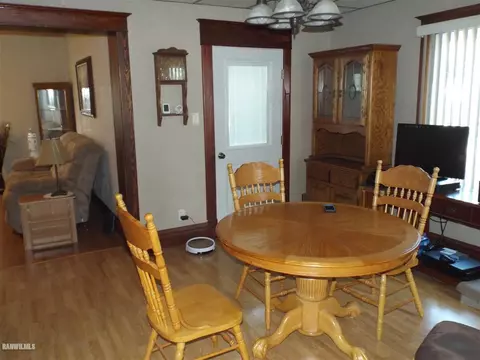701 W Washington, Warren, IL 61087 photo 4