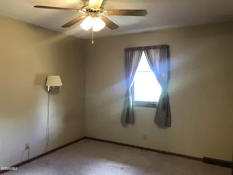 2108 Cimarron Dr, Freeport, IL 61032 photo 21