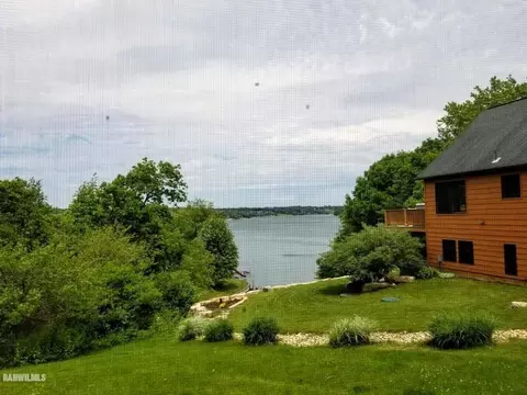 17-149 Edgewater Dr, Lanark, IL 61046 photo 2