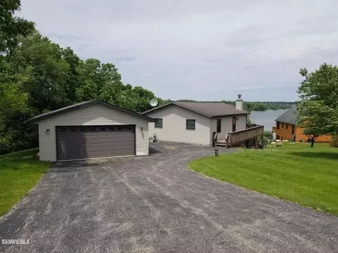 17-149 Edgewater Dr, Lanark, IL 61046 photo 3