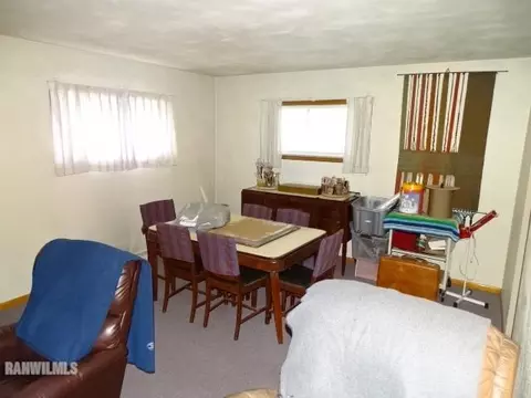 528 E Illinois, Freeport, IL 61032 photo 8