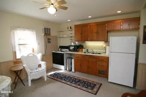 9033 E Canyon Rd, Apple River, IL 61001 photo 27