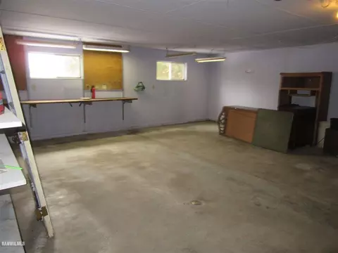 112 E Claremont St, Lanark, IL 61046 photo 3