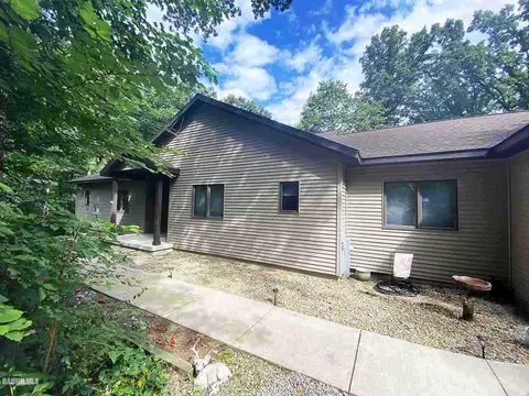 19-66 Edgewood Ct, Lanark, IL 61046 photo 1