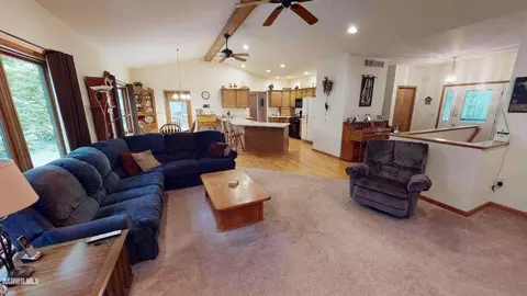 19-66 Edgewood Ct, Lanark, IL 61046 photo 2