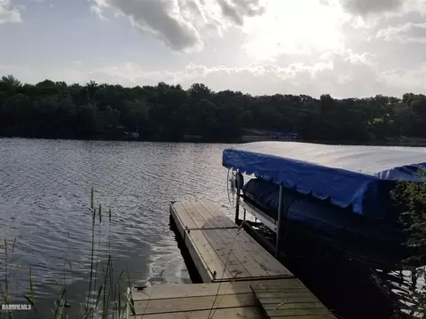 7 A21 Broken Lance, Apple River, IL 61001 photo 6