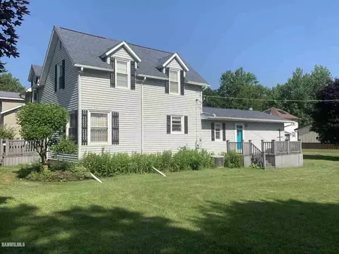 627 629 Franklin St, Lanark, IL 61046 photo 2