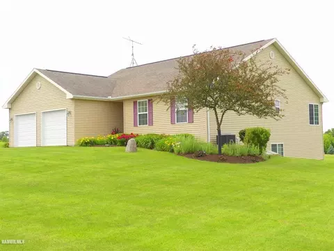 19-22 Hidden Valley Dr, Lanark, IL 61046 photo 43