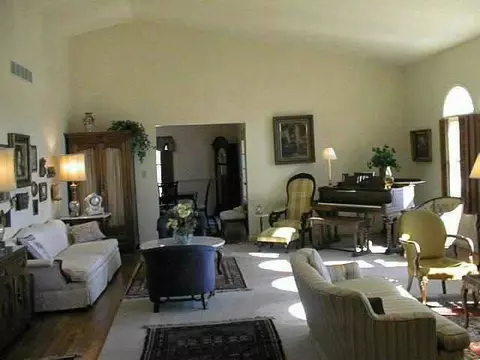 3446 Daren, Freeport, IL 61032 photo 4