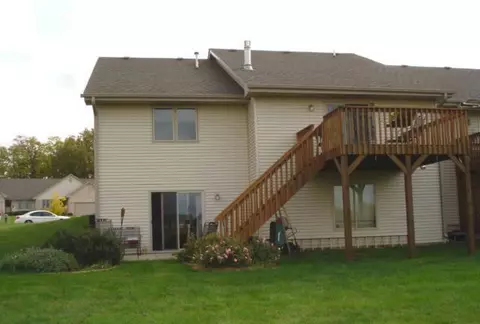 3144 Sandy Pointe Dr, Freeport, IL 61032 photo 8