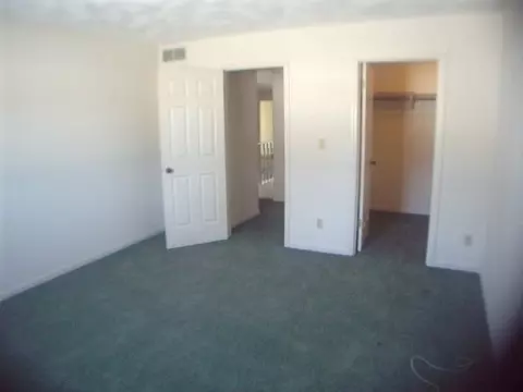 2913 W Brookview, Freeport, IL 61032 photo 9