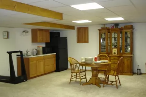 1920 Comanche Ct, Freeport, IL 61032 photo 7