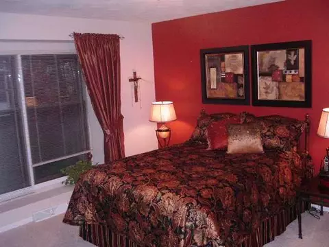 1022 Baxter Ln, Freeport, IL 61032 photo 9