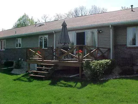 809 Quail Ridge Dr, Freeport, IL 61032 photo 9