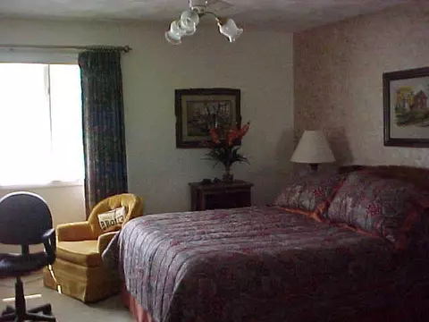 809 Quail Ridge Dr, Freeport, IL 61032 photo 5