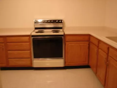 1005 Baxter Ln, Freeport, IL 61032 photo 5