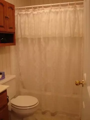1005 Baxter Ln, Freeport, IL 61032 photo 7