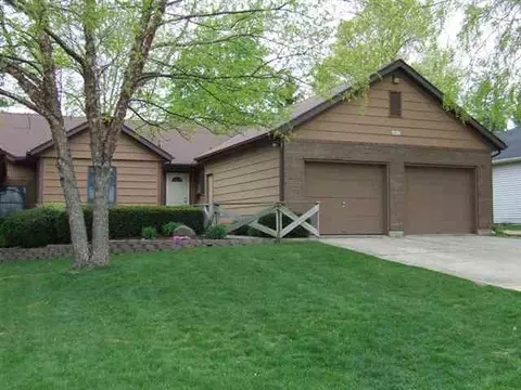 920 Baxter Ln, Freeport, IL 61032 photo 1