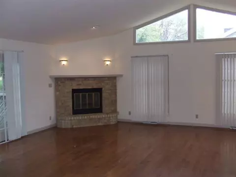 920 Baxter Ln, Freeport, IL 61032 photo 3