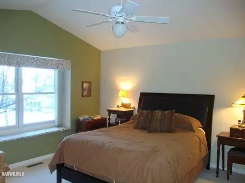 1015 Baxter Ln, Freeport, IL 61032 photo 8