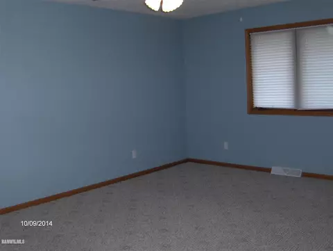 3168 S Sandy Pointe, Freeport, IL 61032 photo 13