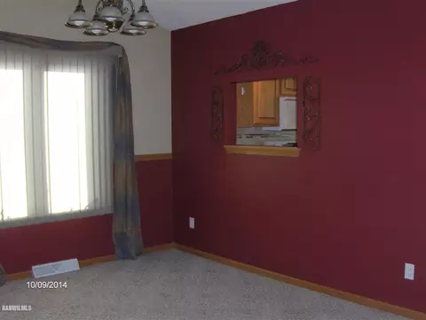 3168 S Sandy Pointe, Freeport, IL 61032 photo 9