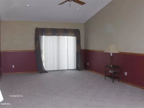 3168 S Sandy Pointe, Freeport, IL 61032 photo 10