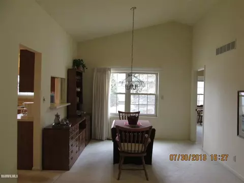 1022 Bertram, Freeport, IL 61032 photo 5