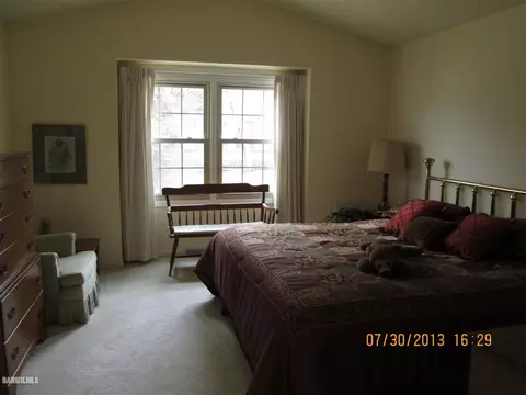 1022 Bertram, Freeport, IL 61032 photo 10