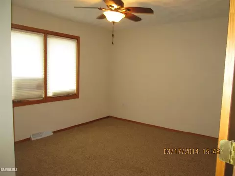 2041 Cherokee Ct, Freeport, IL 61032 photo 11