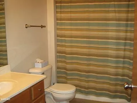 573 Rye Ridge Ct, Freeport, IL 61032 photo 13