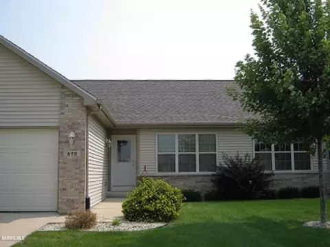 573 Rye Ridge Ct, Freeport, IL 61032 photo 1
