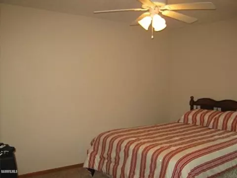 573 Rye Ridge Ct, Freeport, IL 61032 photo 12